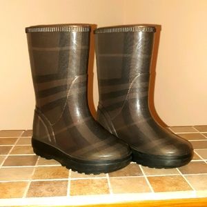 Kids rain boots
